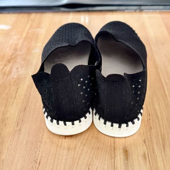 Isle Jacobsen Black Tulip Slip Ons. Size 40/US 9.5-10 - Picture 4 of 9